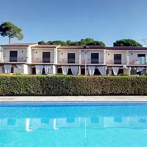 Emporda Residencial Сasa de vacaciones